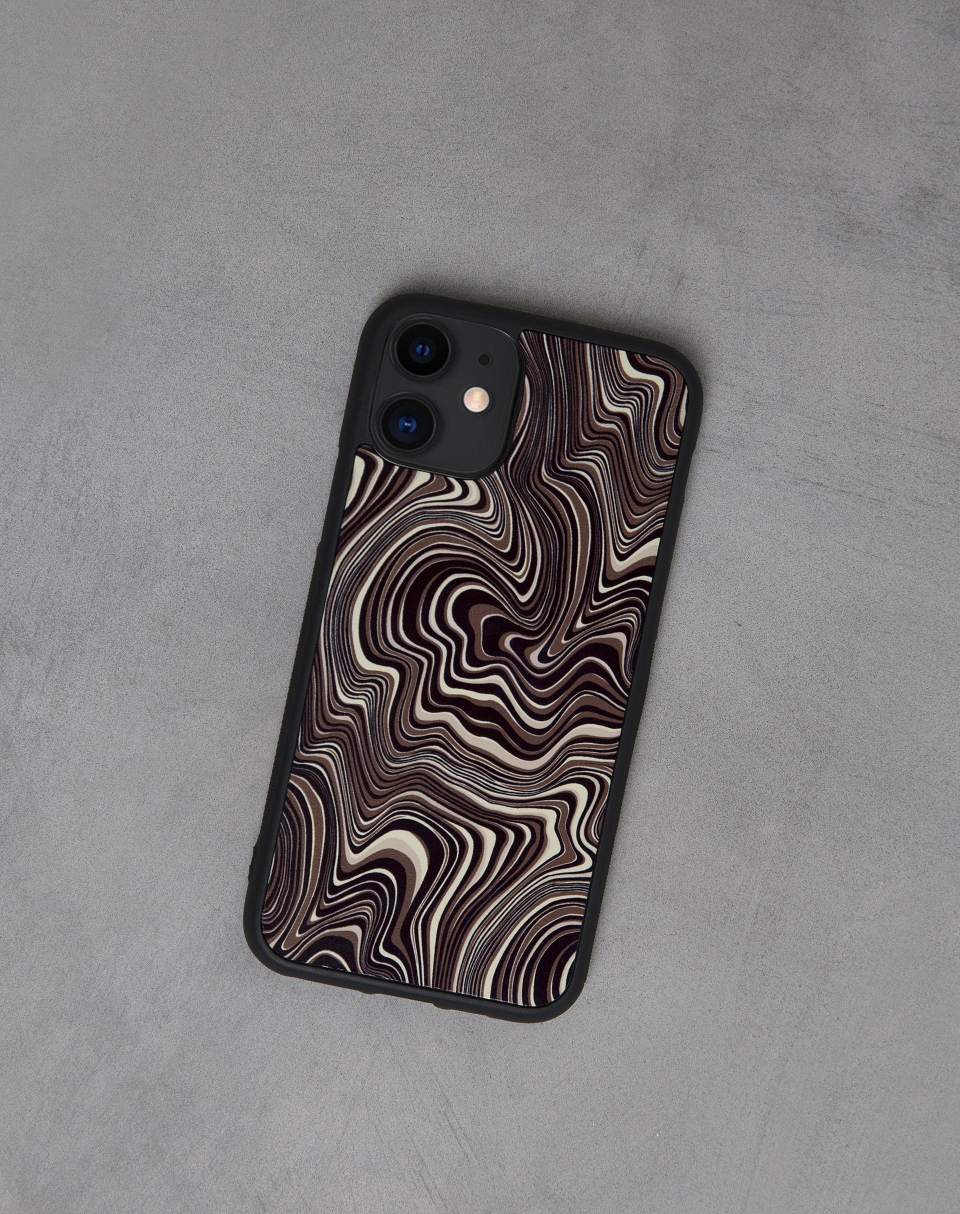 Iphone Case in 70's Ripple Brown
